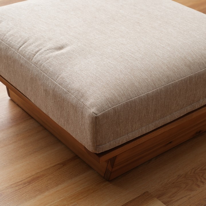 ソファ（木材） ファブリック レグレス ＧＹ 59×78cm【メーカー直送商品】