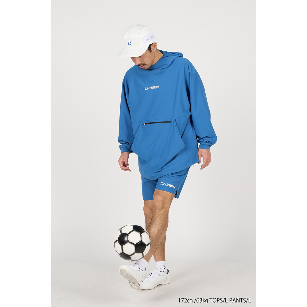 ルースイソンブラ アノラックトップ パンツ セットアップ ブルー M