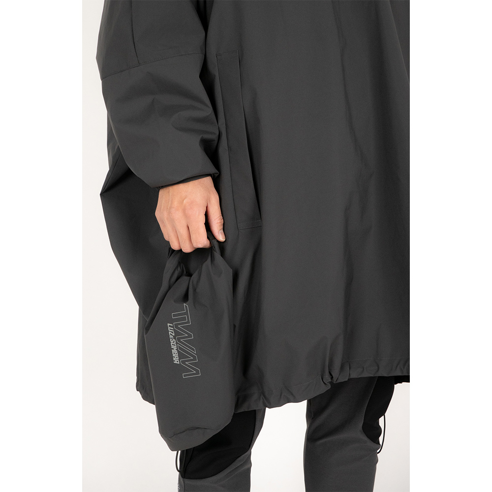 ポンチョ サッカー（ルースイソンブラ／サッカー、フットサル