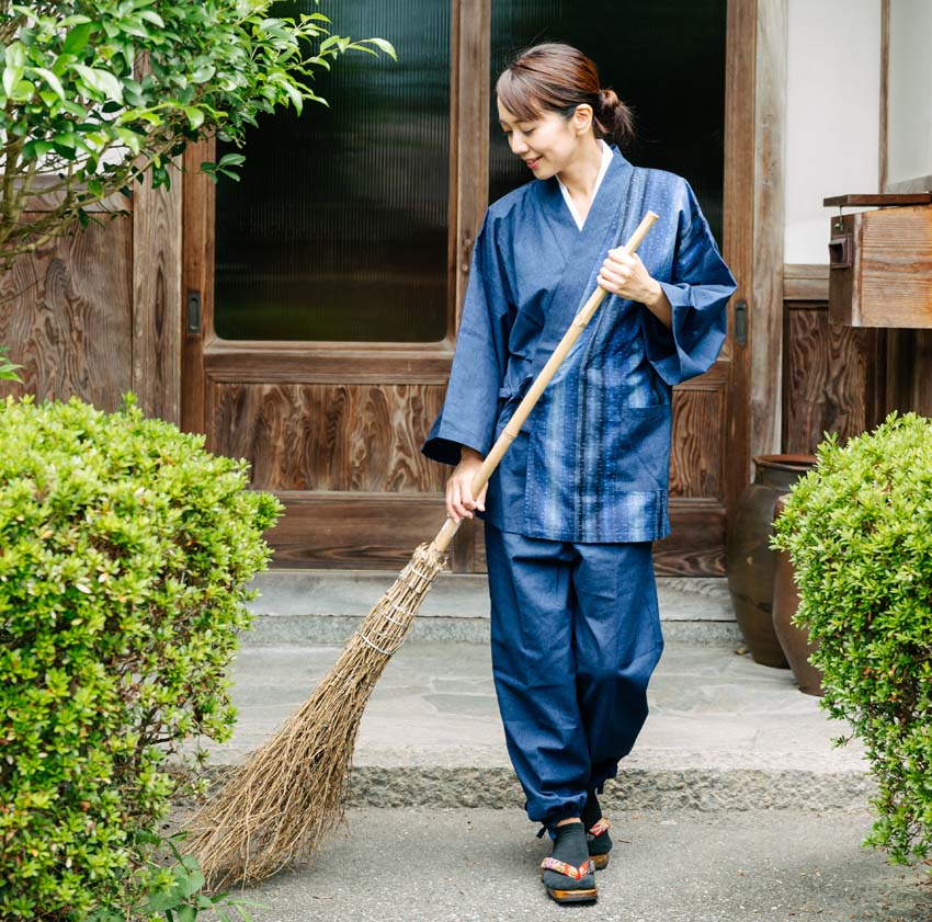 おしゃれ作務衣女性紺1