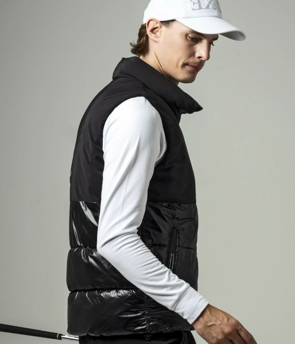 LUXE AKM PLUS カモ柄中綿ベスト メンズ アウター ゴルフ 男性 GOLF