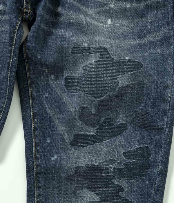 1PIU1UGUALE3 RELAX カモ柄刺繍ダメージデニムパンツ メンズ