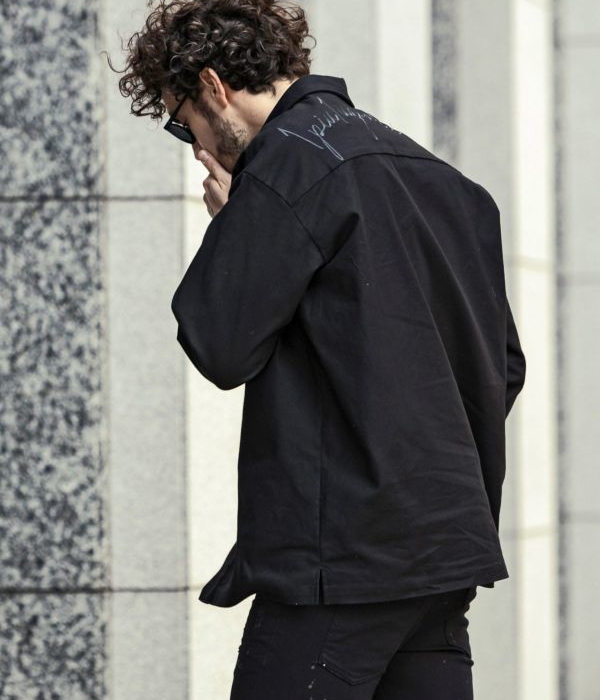 1PIU1UGUALE3 RELAX バックロゴワイドシャツ 長袖 ルーズ オーバー