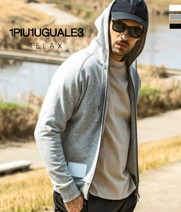 1piu1uguale3 relax ジップパーカー　パッチワーク　サイズM 1PIU1UGUALE3 RELAX レザーパッチジップパーカー メンズ スウェット