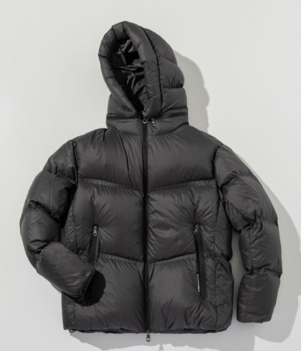 1PIU1UGUALE3 RELAX スーパーライトテックダウンジャケット メンズ