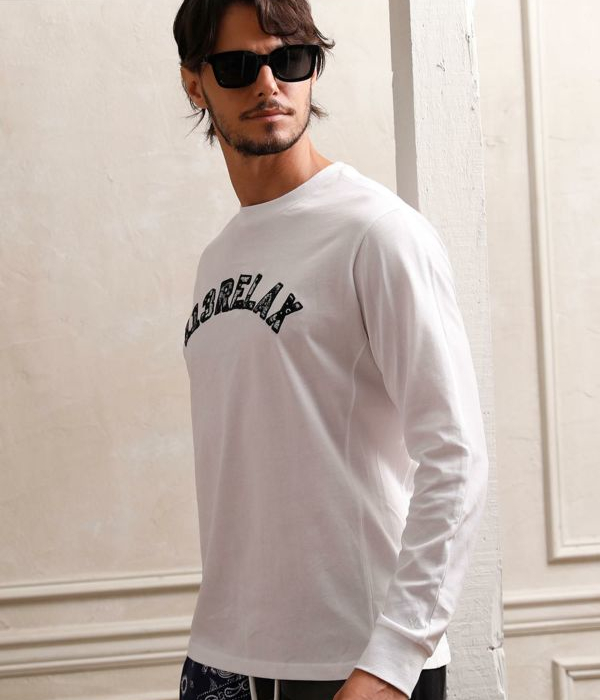 1PIU1UGUALE3 RELAX ペイズリーロゴロングTシャツ 長袖 ロンT 1PIU1UGUALE3 RELAX ペイズリーロゴロングTシャツ 長袖 ロンT