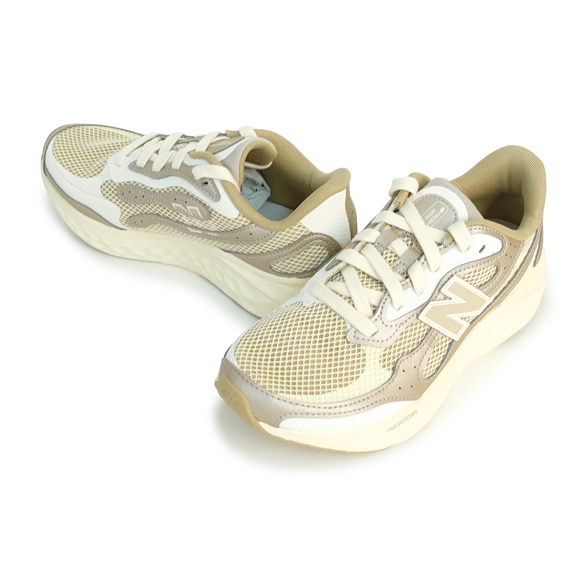 フ*ク様 New Balance ベージュ ロゴ入り スカートセット New Balance（ニューバランス） スニーカー レディース フレッシュ