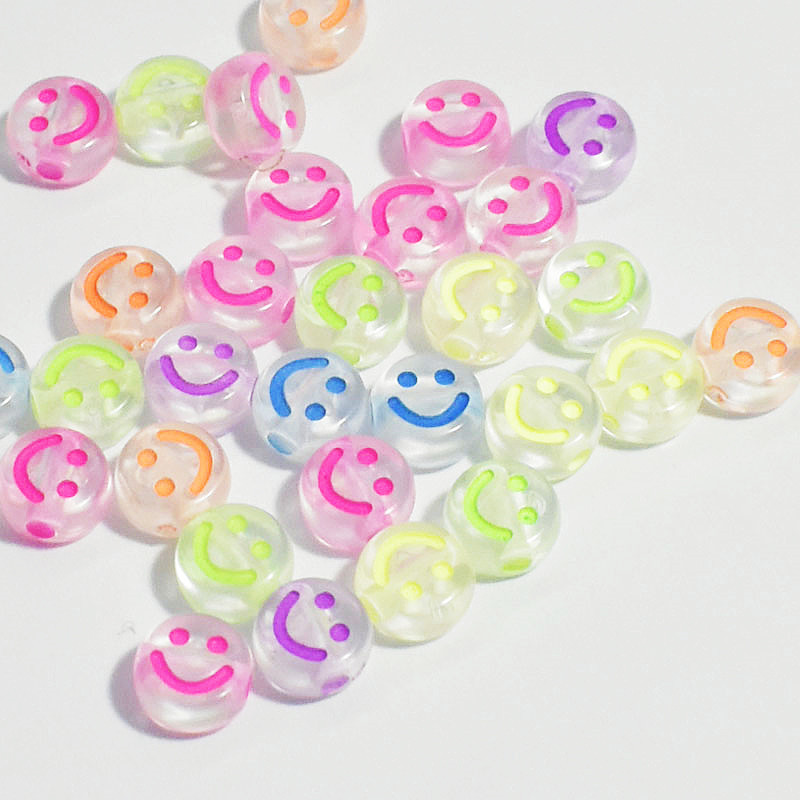 プラスチックビーズ アクセサリーパーツ 約500g入り(4000個前後