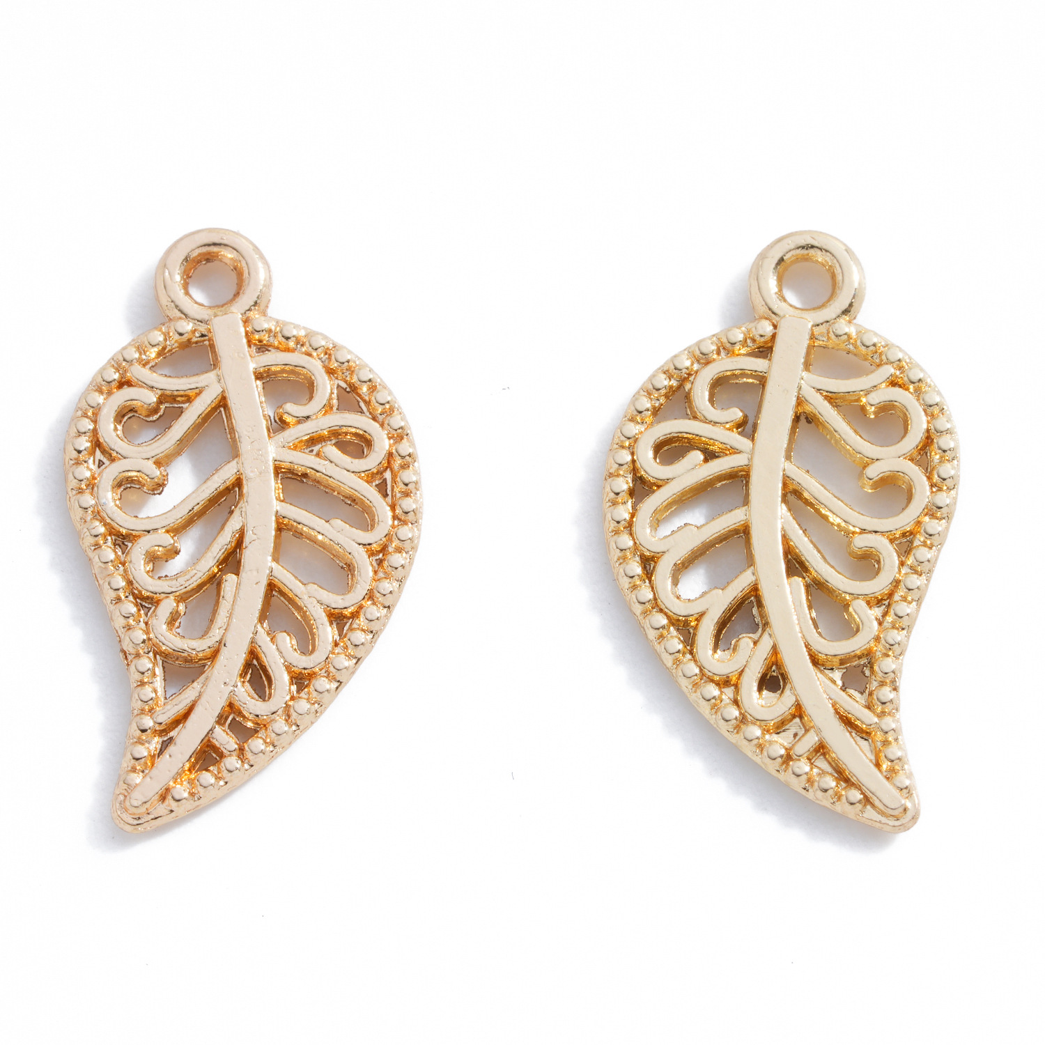 金属チャーム リーフ 葉っぱ 約100個 ハンドメイド : gaikicraft