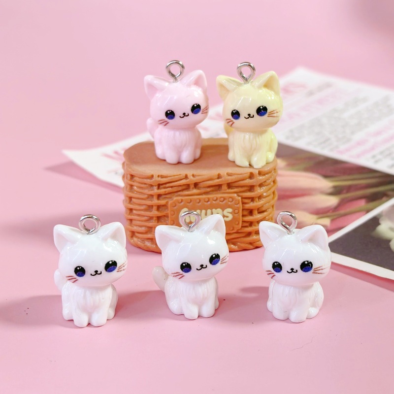 ハンドメイド/動物チャーム 10個チャーム 樹脂チャーム 立体チャーム ネコ ハンドメイド