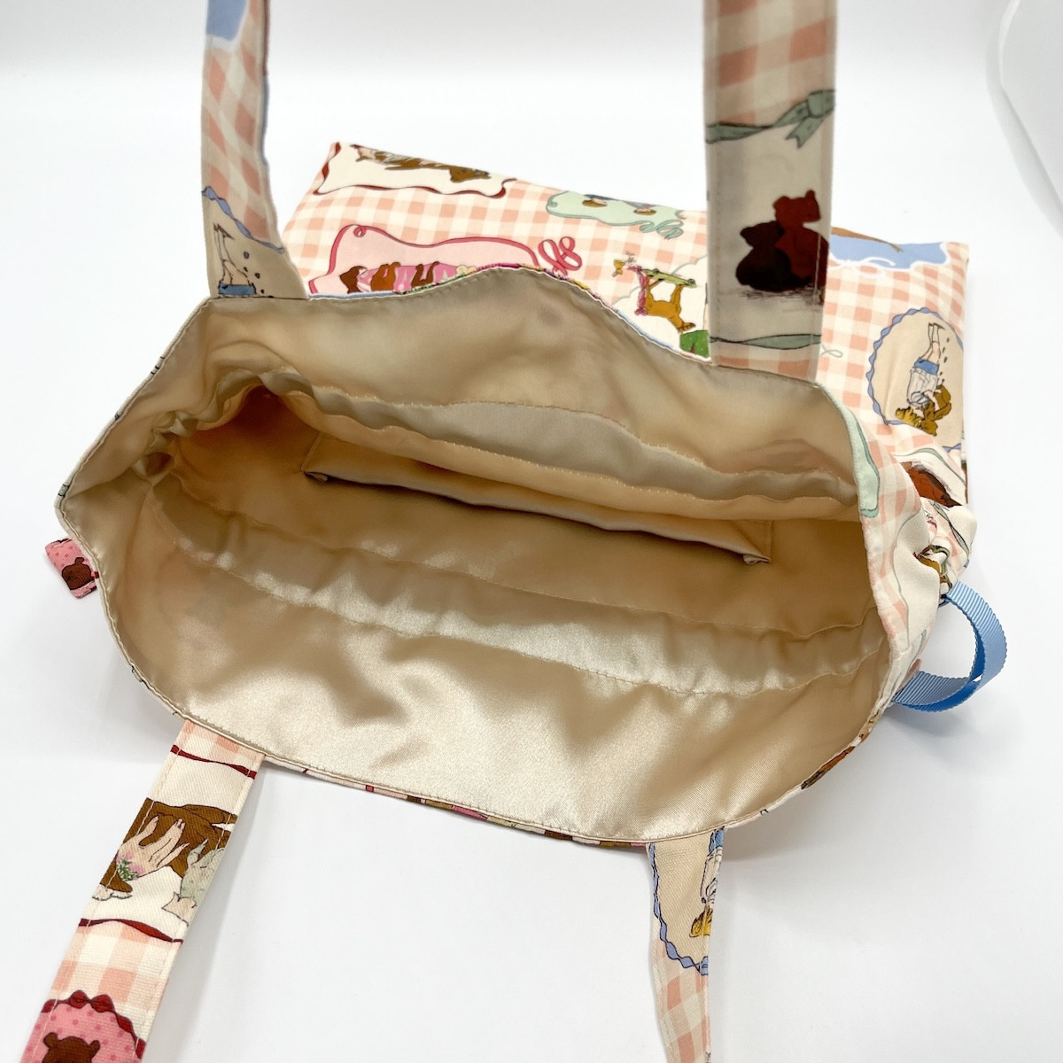 ハンドメイド 巾着トートバッグ Usedリメイク キンホルダー付き☆。.:＊・゜ magnet_174839424801.jpg