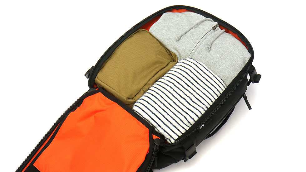 エアー リュック Aer Travel Collection Travel Pack 3 Small X-Pac