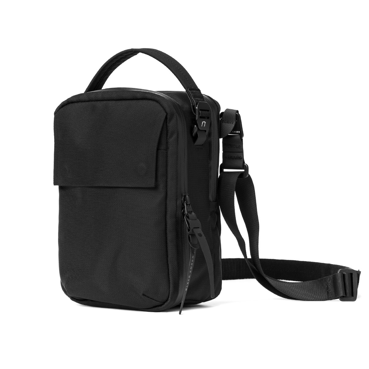 BLACK EMBER ショルダーバッグ 肩掛けバッグ ブラック KOMPACK 楽天市場】【10％OFFクーポン対象】BLACK EMBER（ブラック