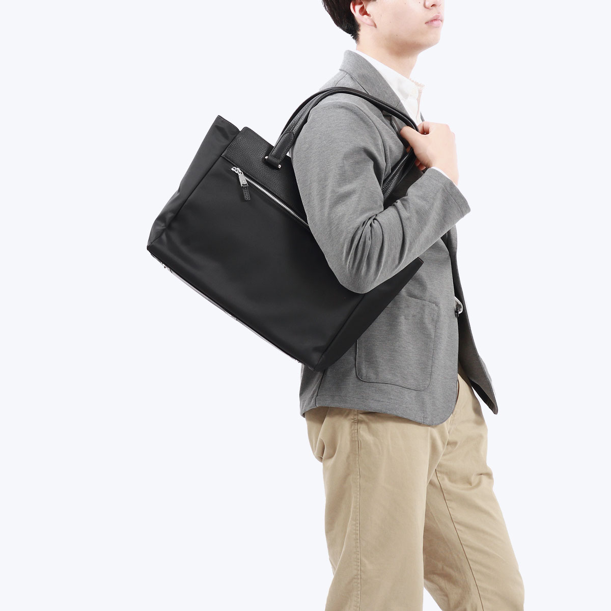 ✨美品✨DRESSTERIOR トートバッグ　本革　グレージュ　A4　自立 ✨美品✨DRESSTERIOR トートバッグ 本革 グレージュ A4 自立