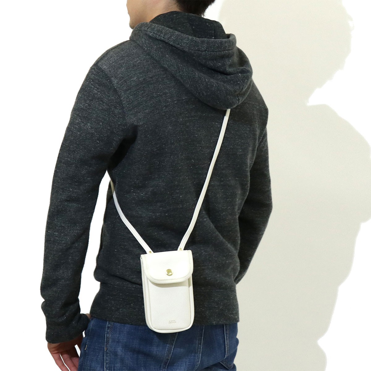 ESSENTIAL DESIGNS（エッセンシャルデザインズ） エッセンシャル 