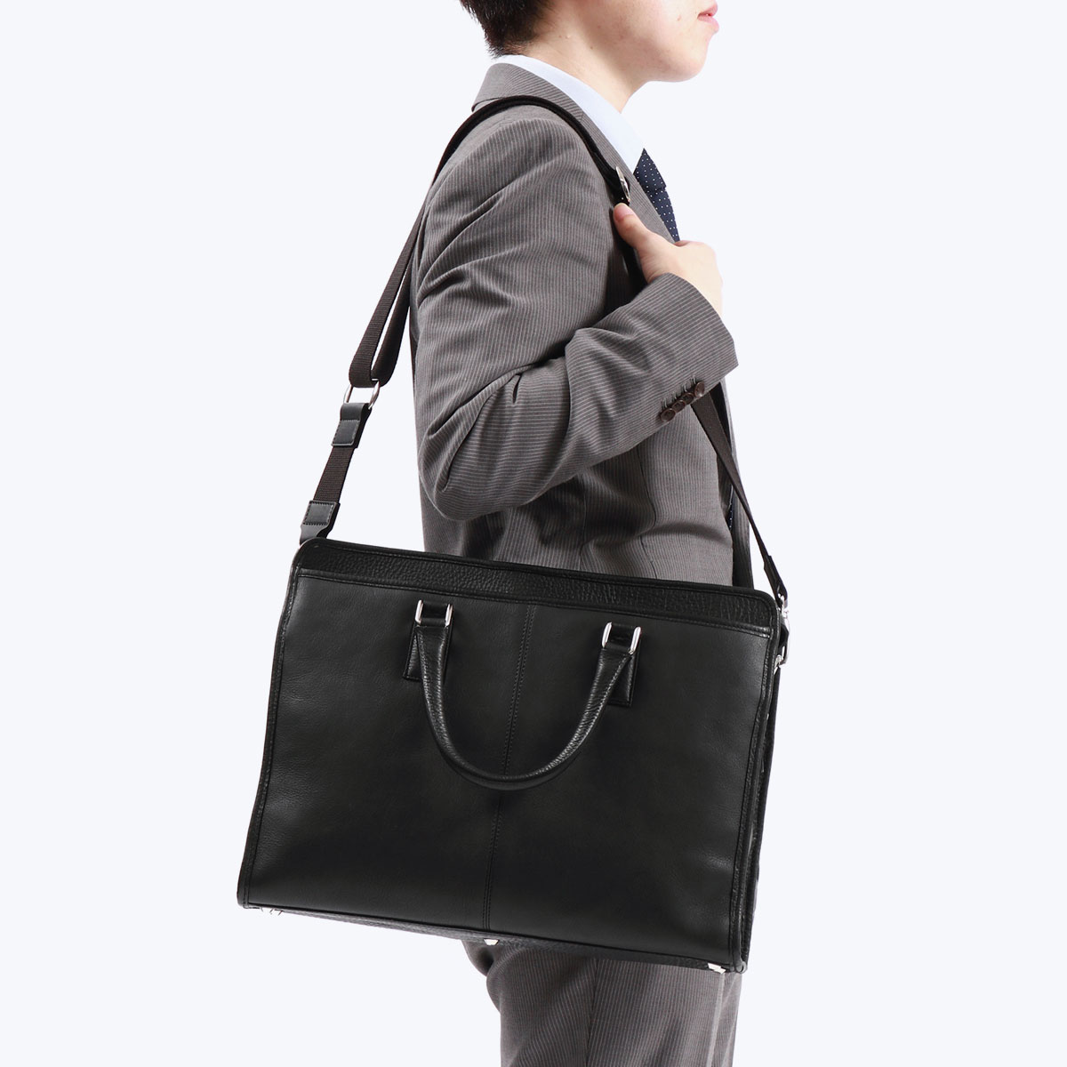 最大51%☆5/11迄 フラソリティ ブリーフケース Flathority Oil Milling