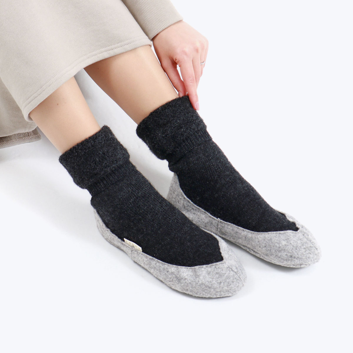 ファルケ 靴下 FALKE Cosyshoe Socks ルームシューズ ソックス