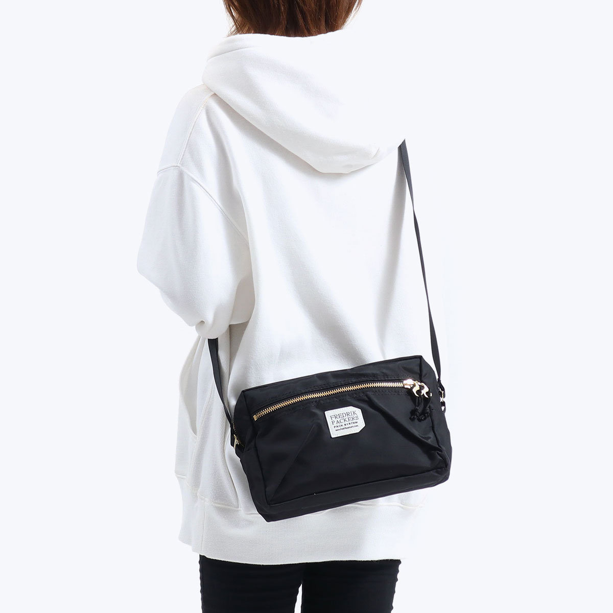 フレッシュサービス　FREDRIK PACKERS ショルダーバッグ FREDRIK PACKERS（フレドリックパッカーズ） 最大46%☆6/11限定