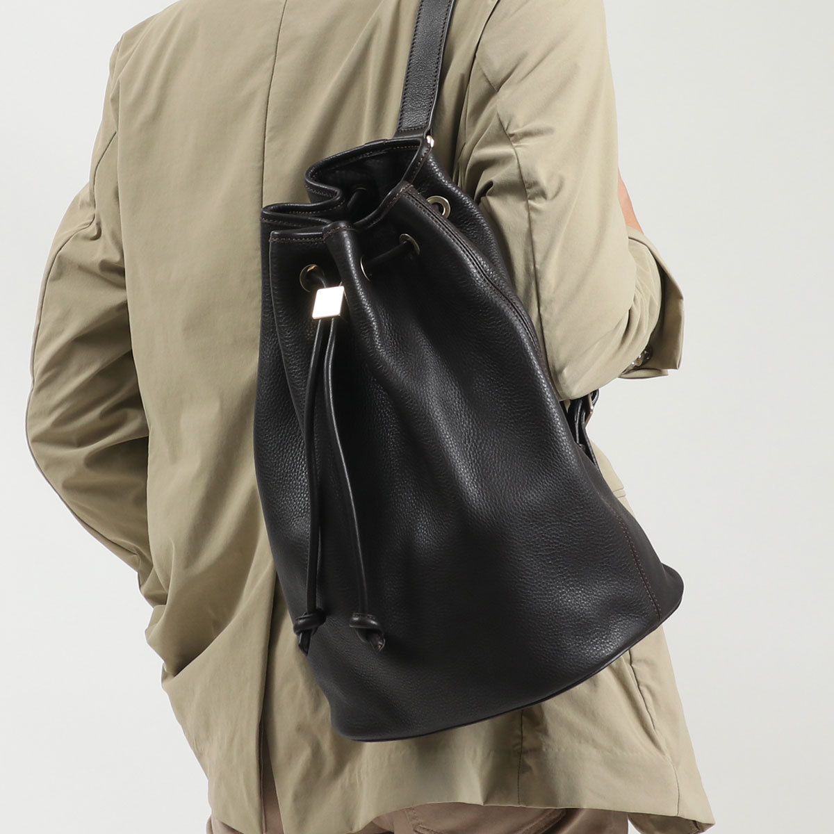 最大36%★5/3限定 エスマーノ 巾着バッグ S.MANO DRAWSTRING BAG LARGE ボディバッグ ワンショルダーバッグ 本革  レザー 大きめ ショルダー メンズ SMANO