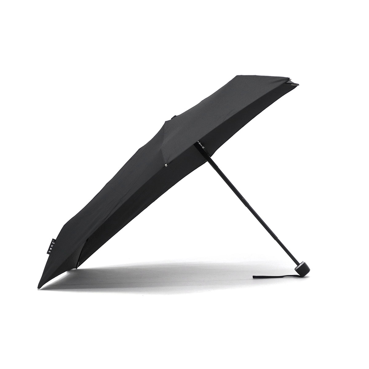 環境にも優しい軽やかで丈夫な傘 『senz umbrellas』が日本に再