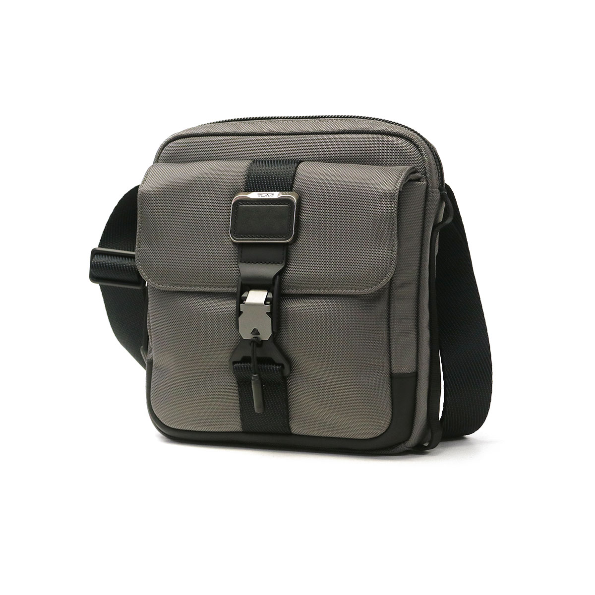 TUMI 最大42%☆7/30まで 正規品5年保証 トゥミ ショルダーバッグ