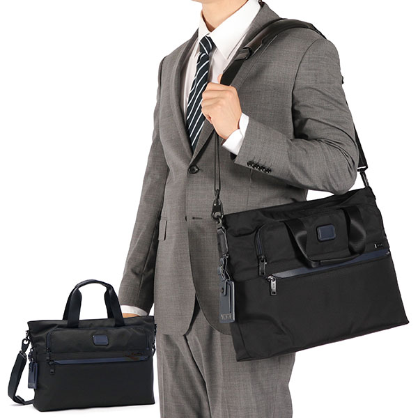 j64【極美品】TUMI ブラック　ビジネスバッグ　2way ショルダーA4可. 大人気✨トゥミ 2way ビジネスバッグ A4可 エクスペンダブル