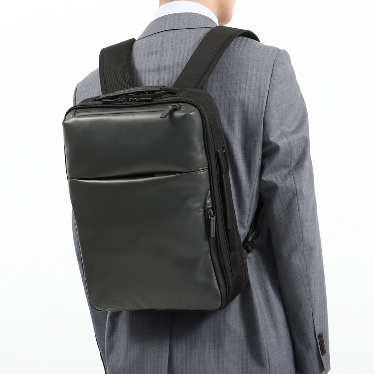 最大50%★5/25限定 正規品5年保証 エースジーン リュック メンズ シンプル ace.GENE 本革 ナイロン 通勤 A4 撥水 PC ビジネスリュック ガジェタブル DPL 30521の画像