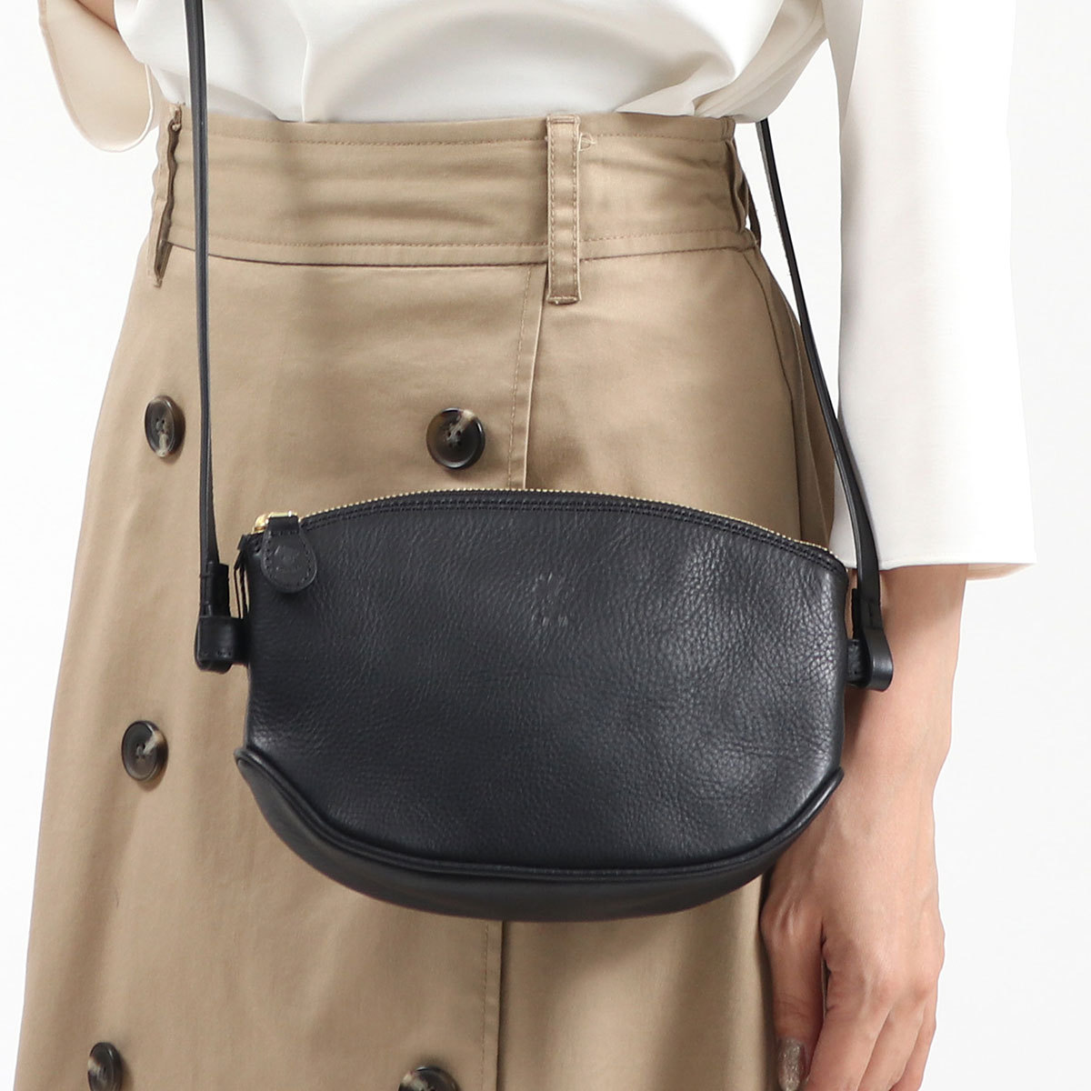 CI-VA チーバ VOLANATO ヴォラナト ショルダーバッグ 黒 美品 CI-VA（チーバ） 最大51%☆6/4限定 日本正規品 ショルダーバッグ CI-VA