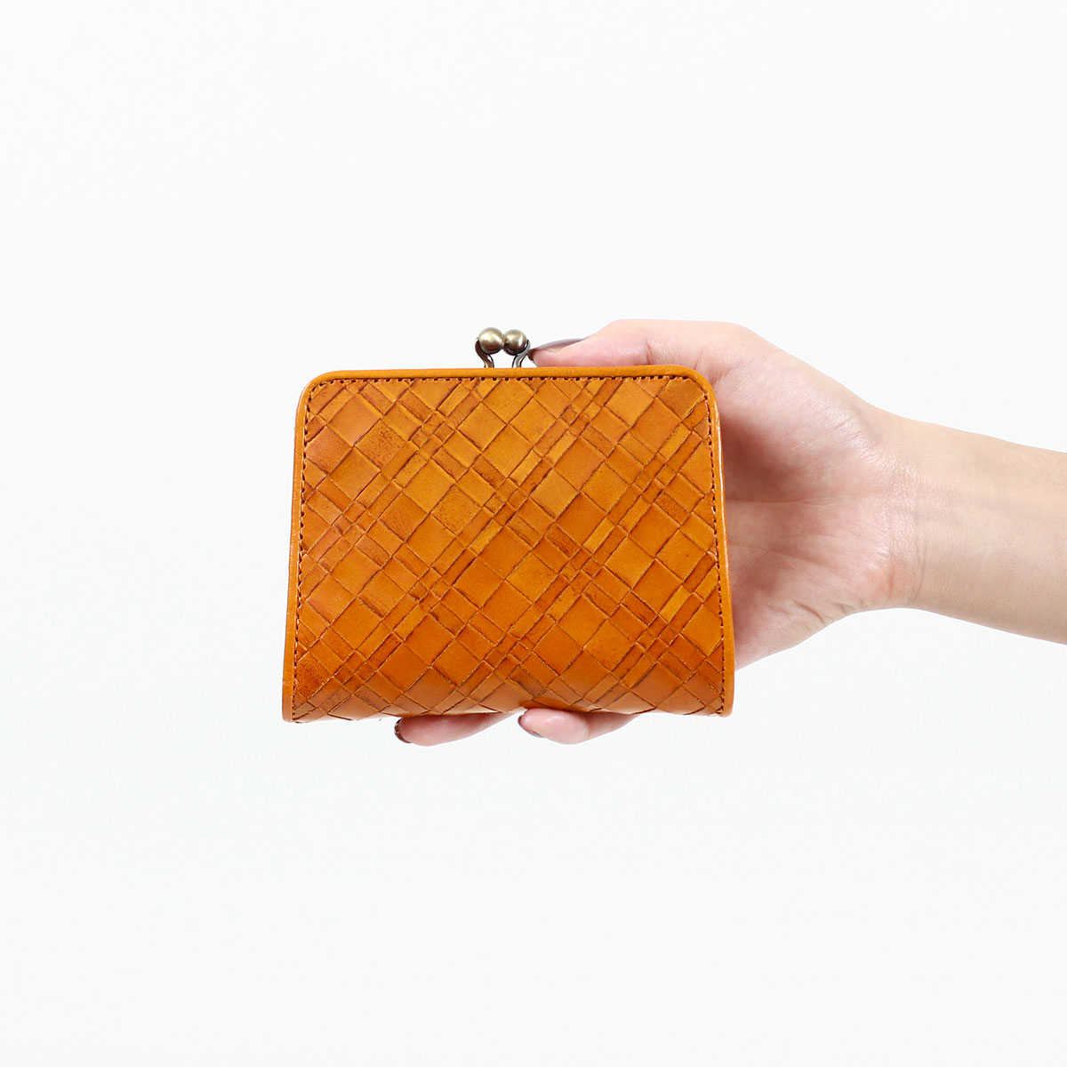 新品【ダコタ】アロマティコ がま口二つ折り財布　牛革 本革【Dakota】 Dakota（ダコタ） 最大55%☆2/1迄 ダコタ小物+選べるノベルティ付 二