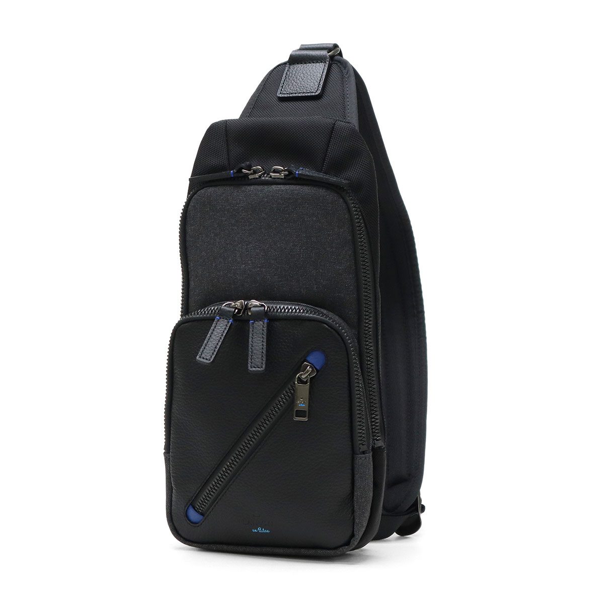 LANVIN en Bleu 最大50%☆5/5限定 ランバン オン ブルー ボディバッグ
