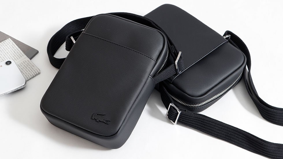 50 Off ラコステ バッグ Lacoste ショルダーバッグ 斜めがけ Men S Classic Slim Vertical Camera Pvcカメラポーチ 小さめ メンズ レディース Nh2340h 偉大な Cygen Eu