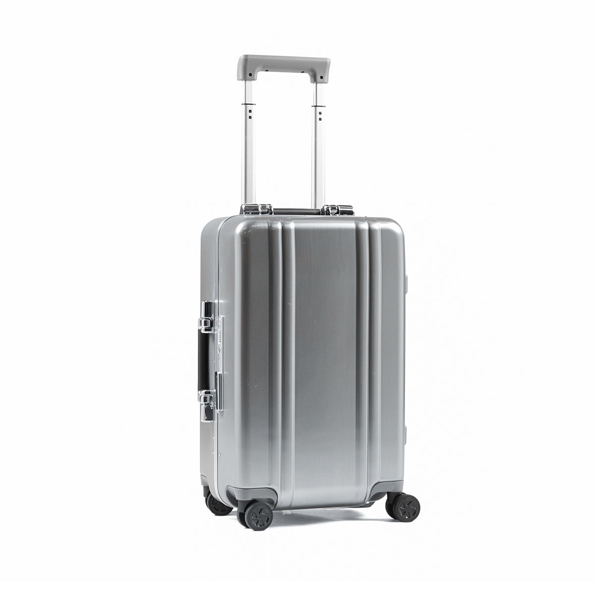 ZERO HALLIBURTON（ゼロハリバートン） 最大51%☆8/30〜 正規品10年