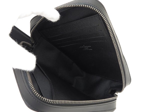 LOUIS VUITTON（ルイ・ヴィトン） セカンドバッグ モノグラム