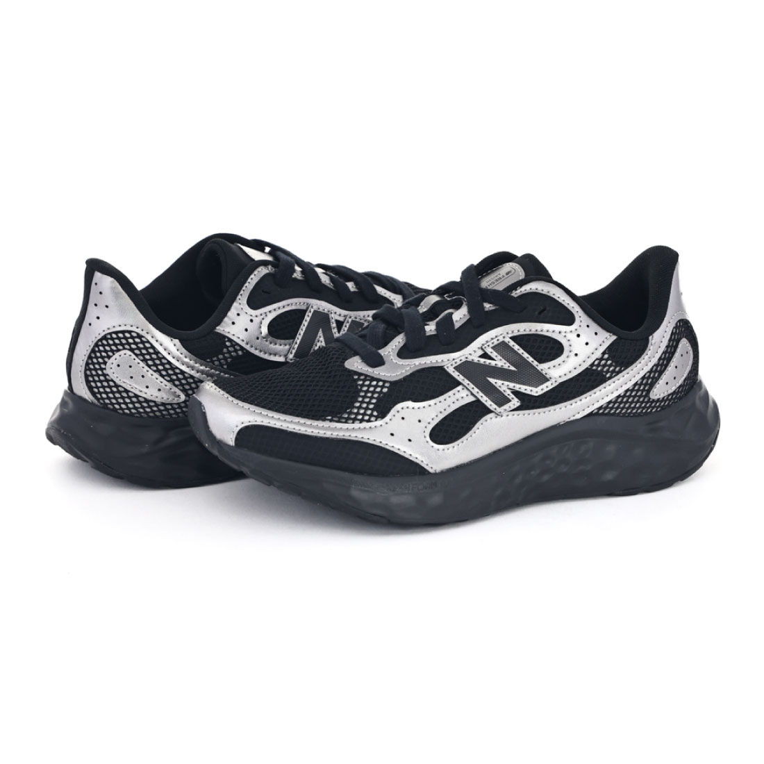 シルバー×ブラック スニーカー テック系デザイン 44 New Balance（ニューバランス） メンズ スニーカー フレッシュフォーム