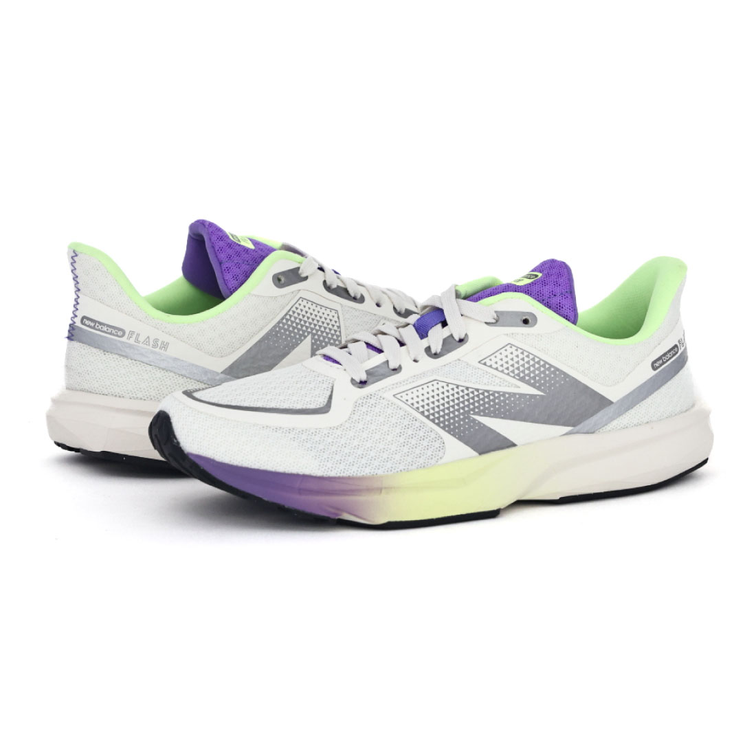 イオンフレッシュ　新品未使用 New Balance（ニューバランス） レディース スニーカー ダイナソフト