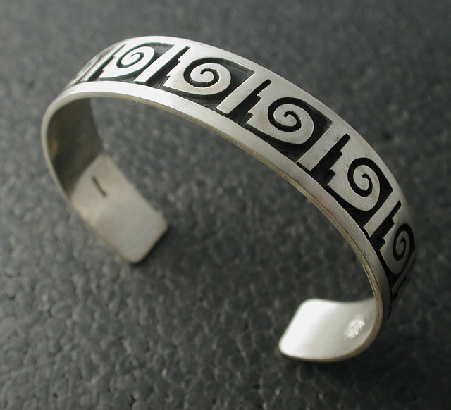 シルバーアクセサリー バングル インディアンジュエリー ホピ Willie