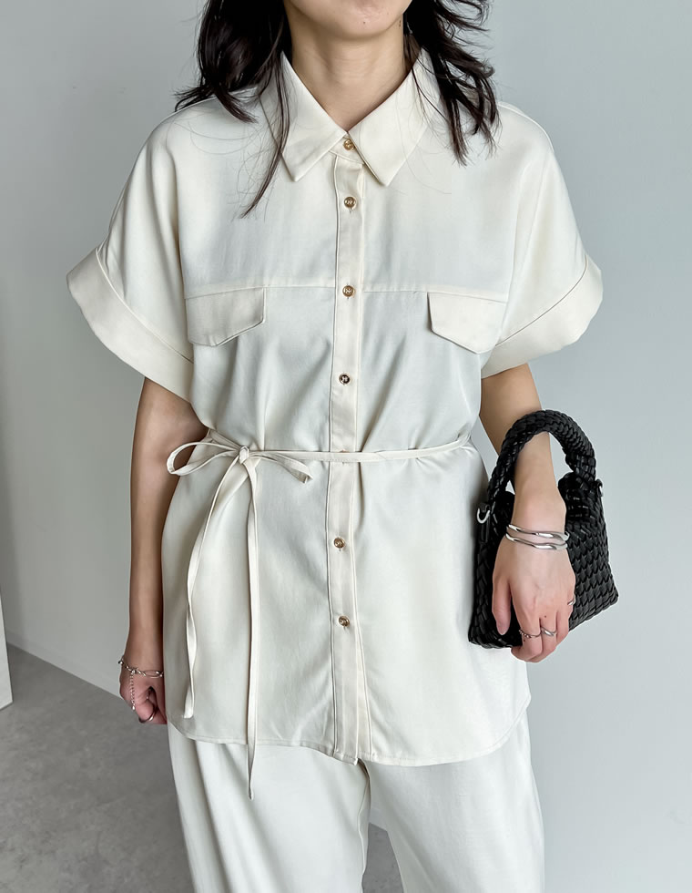 Adore 半袖トップス ウエストリボン付き　未使用タグつき Adore 半袖トップス ウエストリボン付き 未使用タグつき - メルカリ