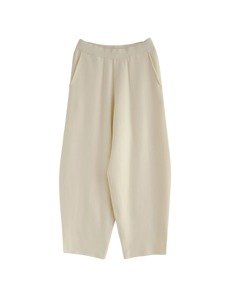 ニットバレルレッグカーブパンツ