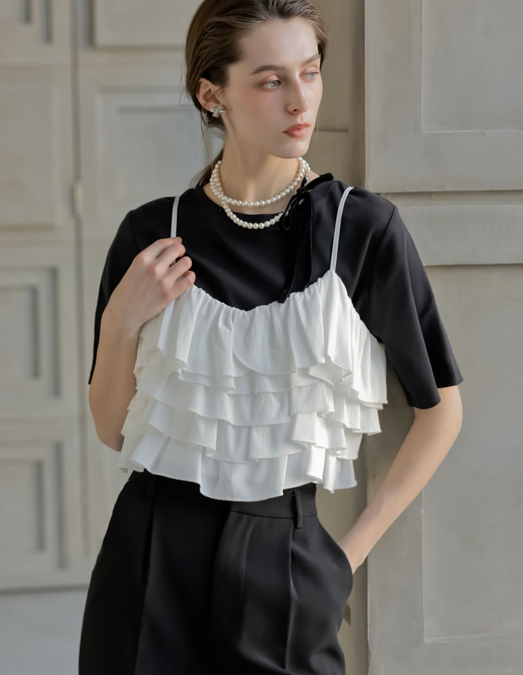 アメリヴィンテージ キャミソール ビスチェ S 黒 ブラック Vネック フリル裾 She's Closet キャミソール ボリューム フリル ビスチェ キャミソール