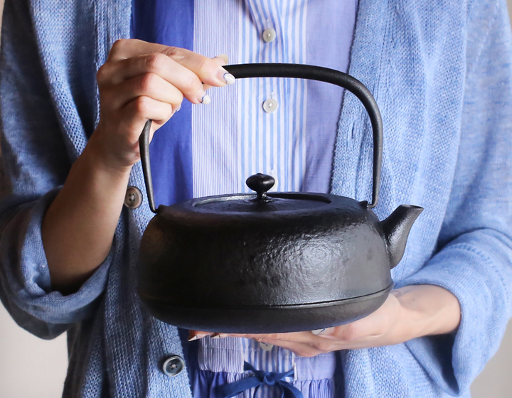 高岡銅器・漆器の雅覧堂