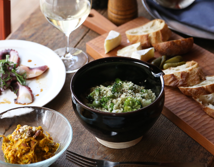 東屋 片口鉢 黒飴 伊賀焼 日本製 陶器 鉢 片口 盛り鉢 : がらんどう 手