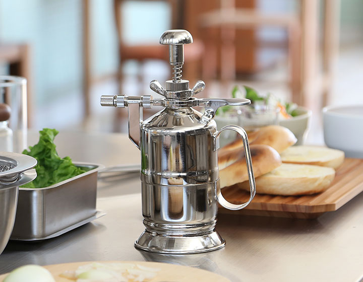 高岡銅器・漆器の雅覧堂