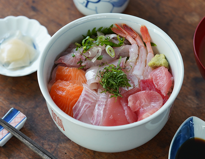 東屋 丼鉢 薫 寿 No.2 どんぶり 波佐見焼 陶磁器 日本製 : がらんどう