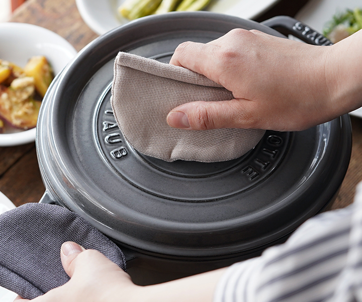井上企画・幡 シンプルかや鍋つかみ 銀ねず/つるばみ 鍋つかみ 小さい