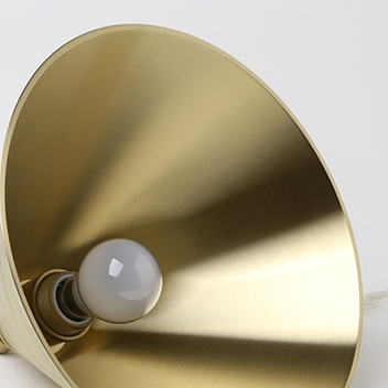 FUTAGAMI（フタガミ） ペンダントランプ 円錐 削り出し 真鍮 鋳肌