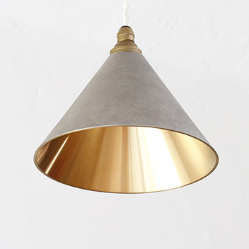 FUTAGAMI（フタガミ） ペンダントランプ 円錐 削り出し 銀ムラ