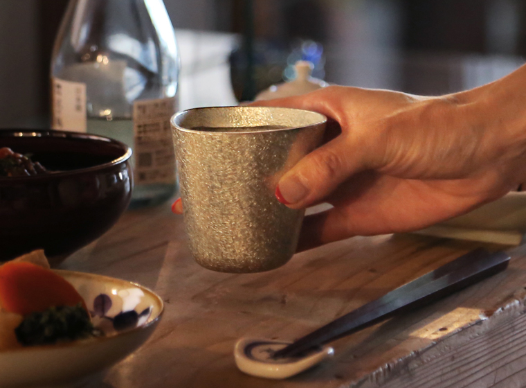 高岡銅器・漆器の雅覧堂