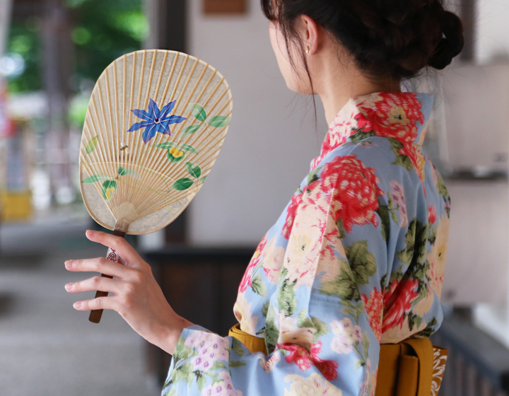 うちわ 水うちわ 鉄線（台座付） カミノシゴト 家田紙工 小判型 岐阜