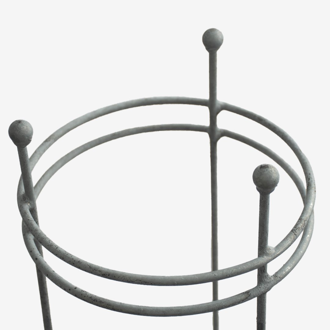 日本製 アイアン オベリスク スフィア スリム ジンク 1.0m トピアリー