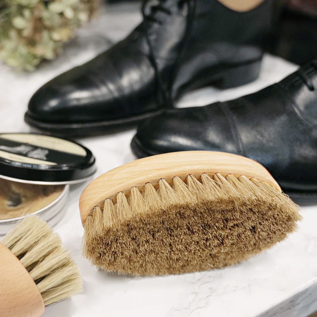 イギリス製 ヒルブラシ 靴磨き用 ラージ シューシャインブラシ ソフト HBN118 HBN119 Natural by Hillbrush 馬毛ブラシの画像
